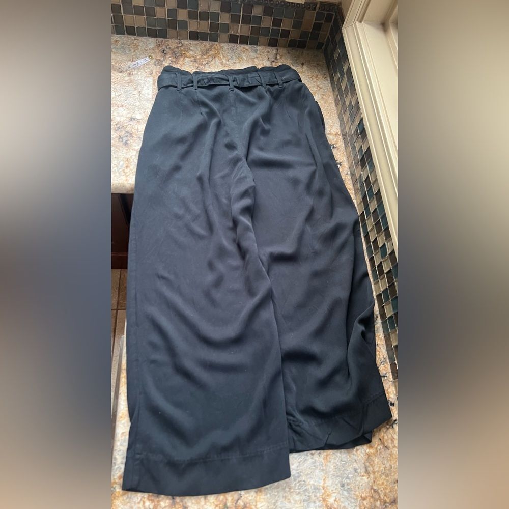 Abercrombie and Fitch high-rise crop pant - Picture 6 of 6